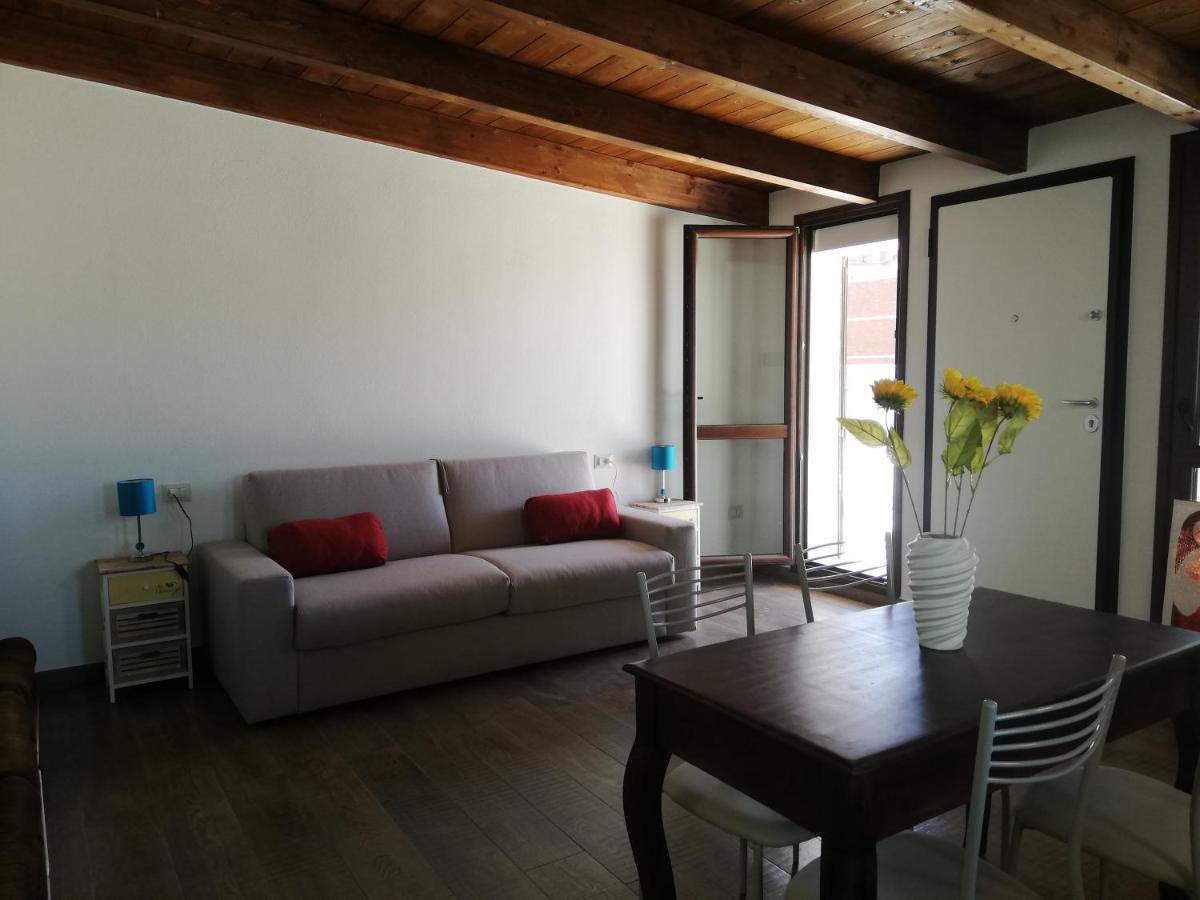 Tigellio Apartment-central-views-terrace Q6426 Apartment