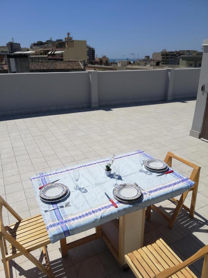 Tigellio Apartment-central-views-terrace Q6426 * Cagliari